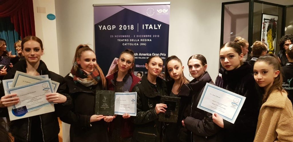 Scuola di danza italiana vince gli europei ma ora non ci sono i fondi per fare i mondiali