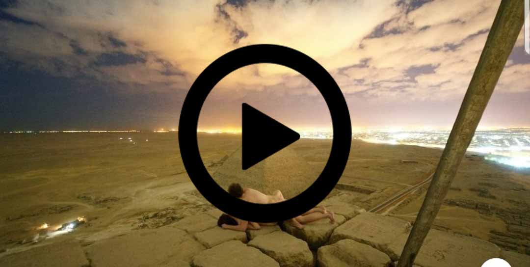 Si spogliano e fanno se$$o sulla piramide di Cheope: il video che indigna l’Egitto