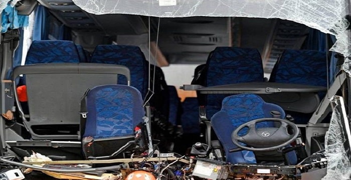 Grave incidente Flixbus partito da Genova, almeno un morto: passeggeri incastrati tra le lamiere