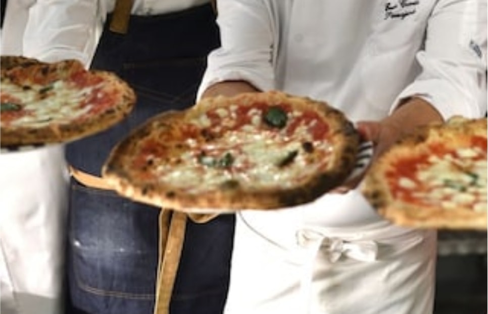 La pizza crea dipendenza: una sinfonia di ingredienti fa felice il cervello