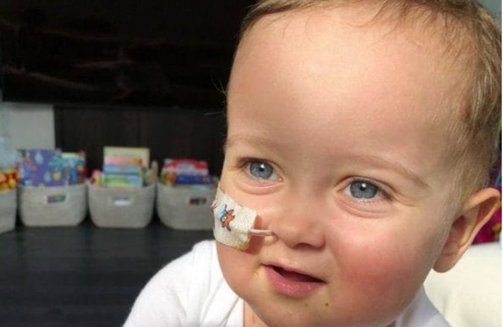 Il piccolo Alex Maria sta bene: trapianto riuscito, il bimbo lascerà presto l’ospedale