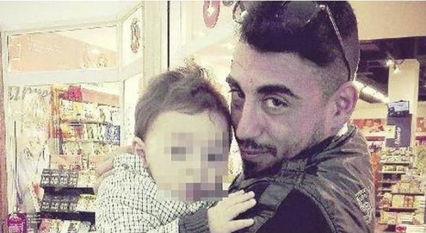 Bimbo ucciso con la scopa: chi è Tony, italo-tunisino. I vicini: «È un bravo ragazzo»