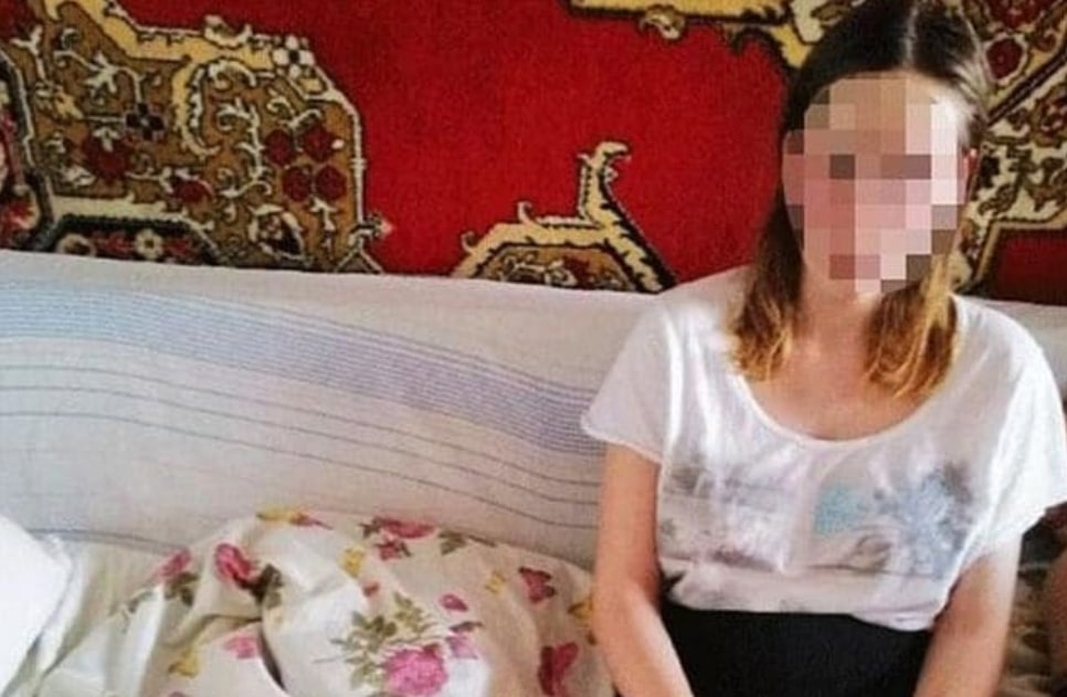 Mamma 21enne uccide la figlia di 3 settimane tagliandole la gola: “Era gelosa di suo marito”