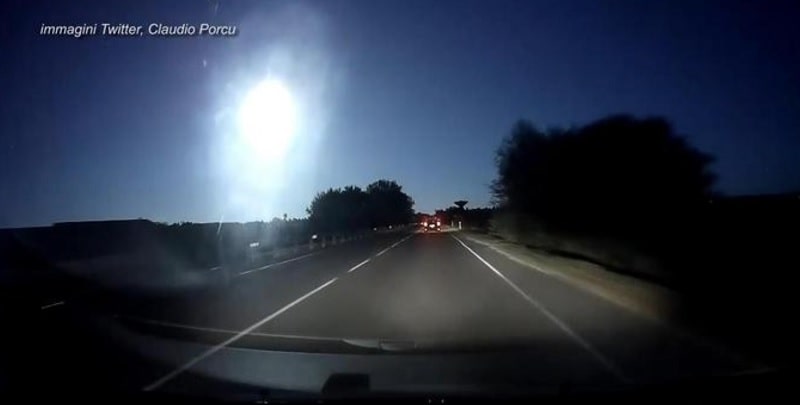 Meteorite in Italia, un’esplosione potentissima. La Nasa: mai vista una roba simile