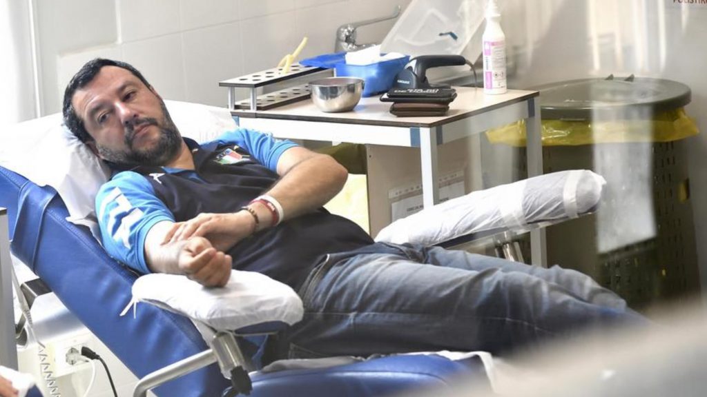 Matteo Salvini ricoverato in ospedale per un malore: le sue condizioni