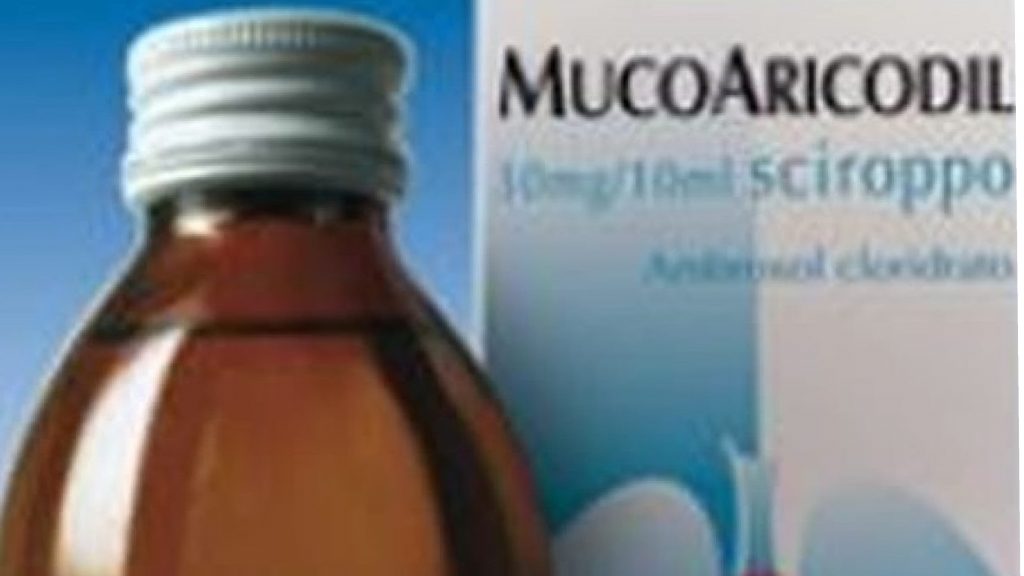 Farmaci, ritirato lotto di sciroppo per la tosse Mucoaricodil: tutte le informazioni