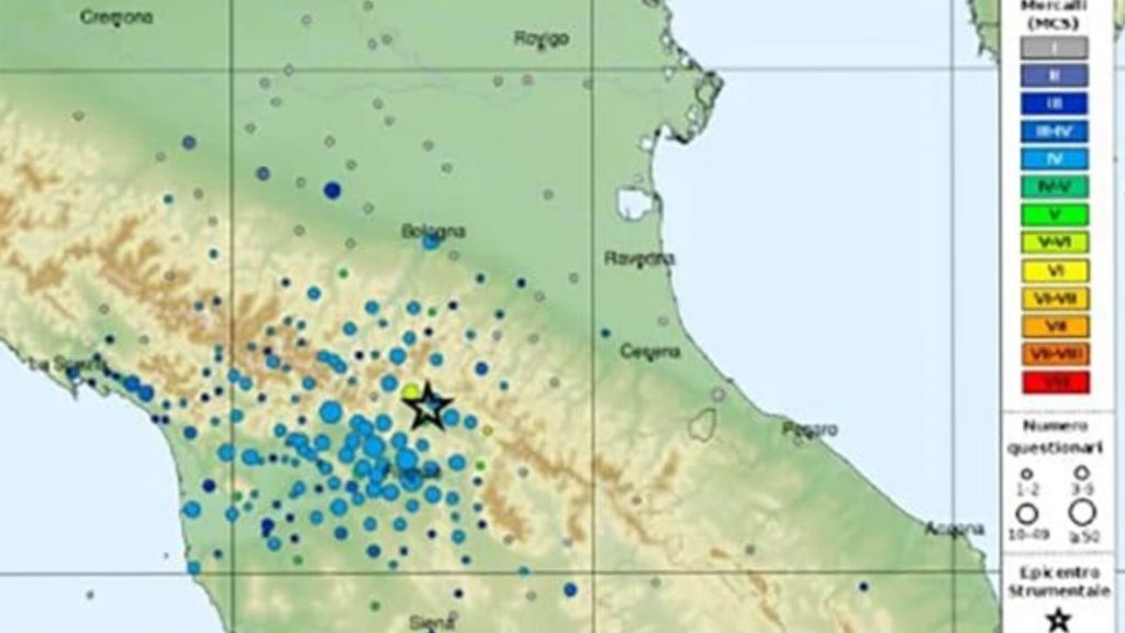 Terremoto Firenze, l’esperto Ingv: “Aspettiamo altre scosse, stesso motore del sisma in Albania”