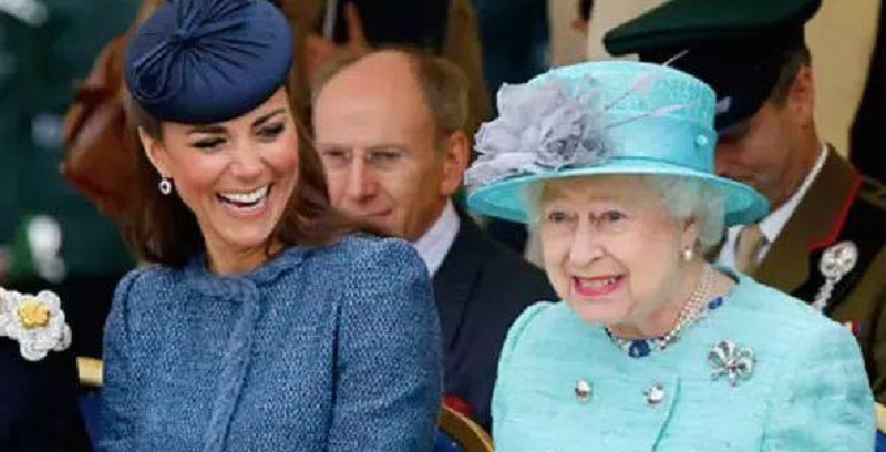 Il mega regalo della Regina a Kate Middleton: uno sfregio a Meghan