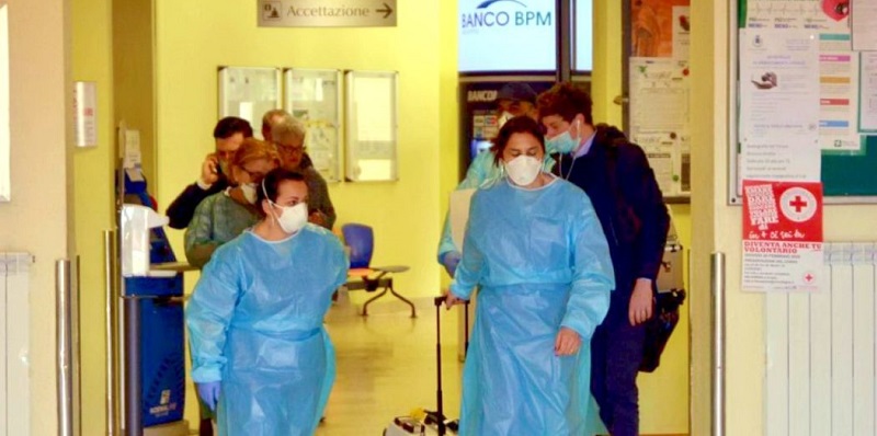 Coronavirus, infermiere di Codogno rivela: «Non è vero che è tutto sotto controllo, qui è il panico assoluto»