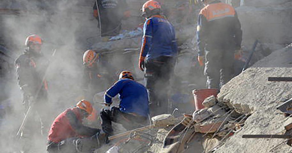Terremoto magnitudo 5.7 in Iran, 7 morti in Turchia