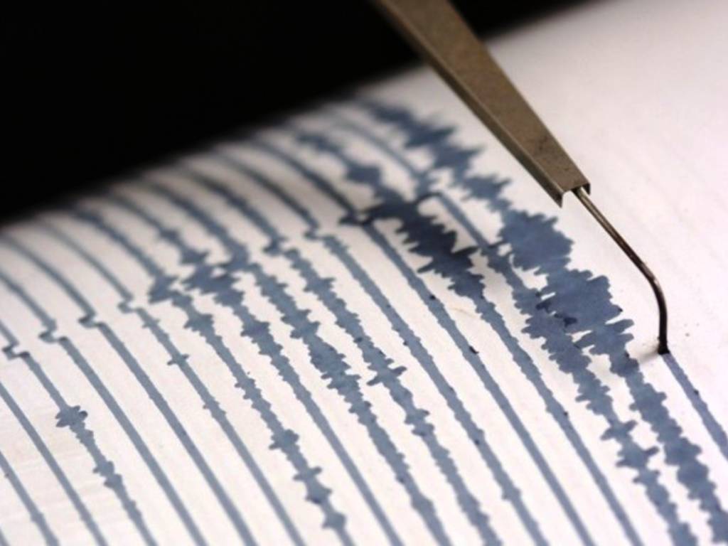 Terremoto, scossa di magnitudo 3.2. Molta paura tra la gente.