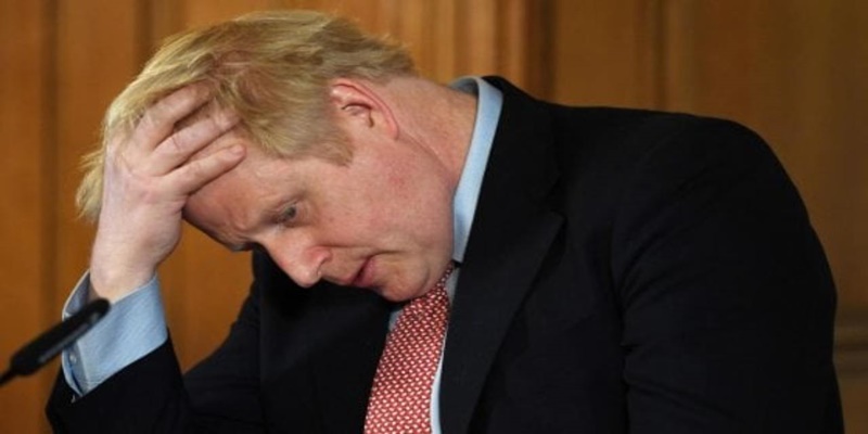 Coronavirus, peggiorano le condizioni di Boris Johnson: spostato in terapia intensiva