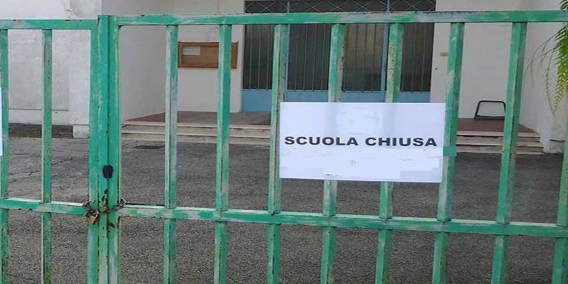 Maxi Focolaio a scuola, isolamento per 600 persone: scatta la chiusura