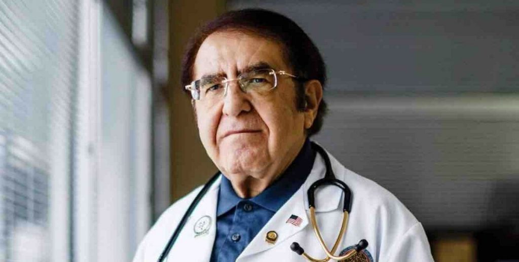 Dr. Nowzaradan, pesanti accuse: “Il concorrente si è tolto la vita”