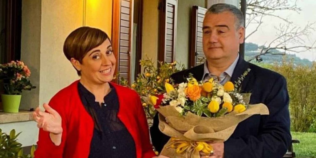Benedetta Rossi e il marito, l’annuncio sui social: “Dobbiamo darvi una splendida notizia”