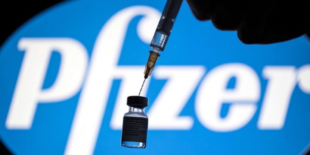 Vaccino Pfizer, l’annuncio che fa felici tutti è appena arrivato: una pillola anti-Covid nel 2022 e vaccino per i neonati