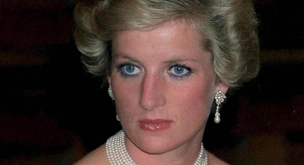 Lady Diana, spuntano vecchie registrazioni: i nastri rivelano episodi agghiaccianti | contenuti sensibili