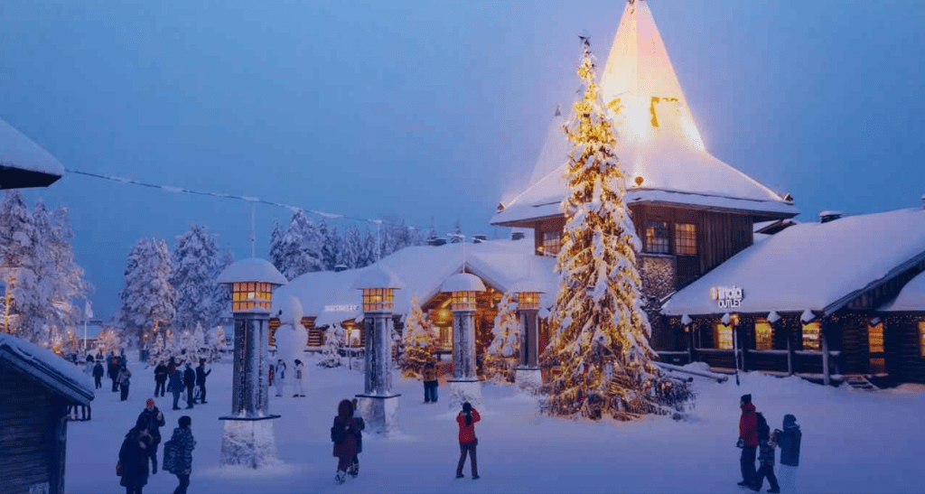 Il villaggio di Babbo Natale più bello del mondo, à solo a 3 ore da qui | Devi prenotare adesso